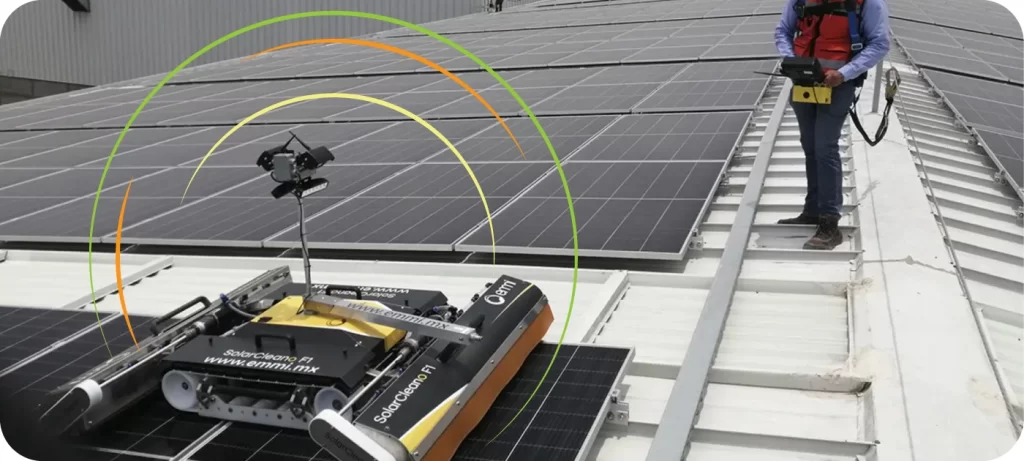 Mantenimiento de paneles solares con robots